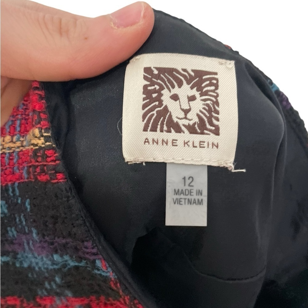 Anne Klein Red Textured Plaid Skirt 12 - Picture 2 of 5